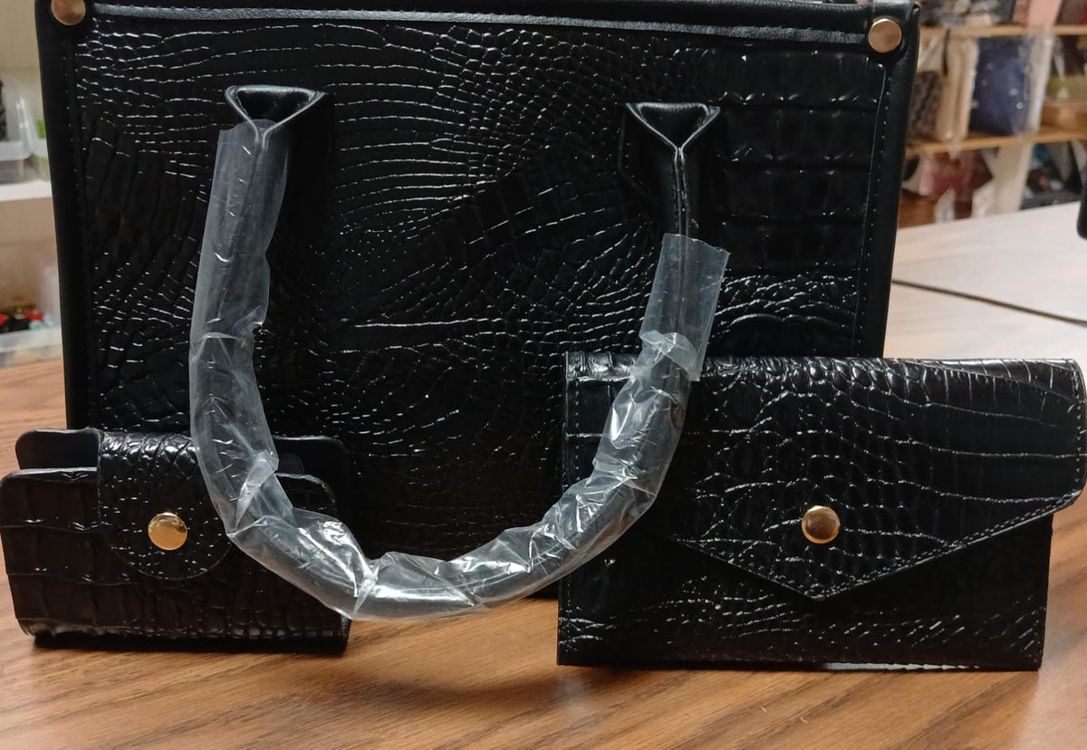 CARTERA NERGRA CON 2 CARTERAS MONEDERA