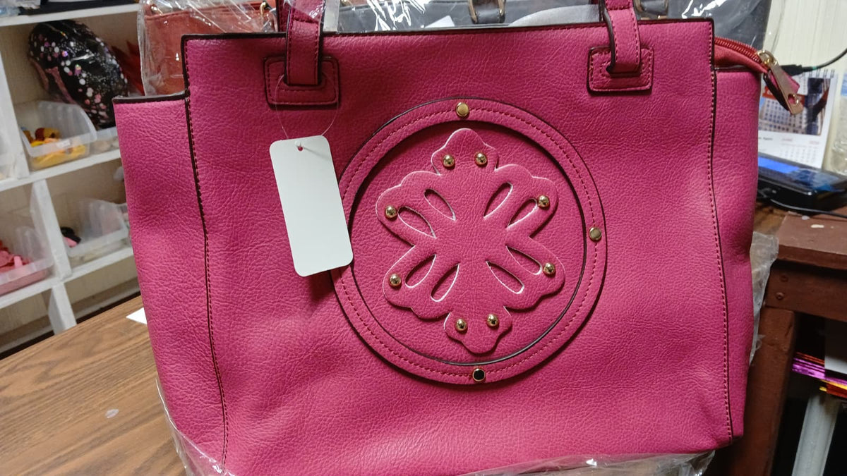 cartera fucsia