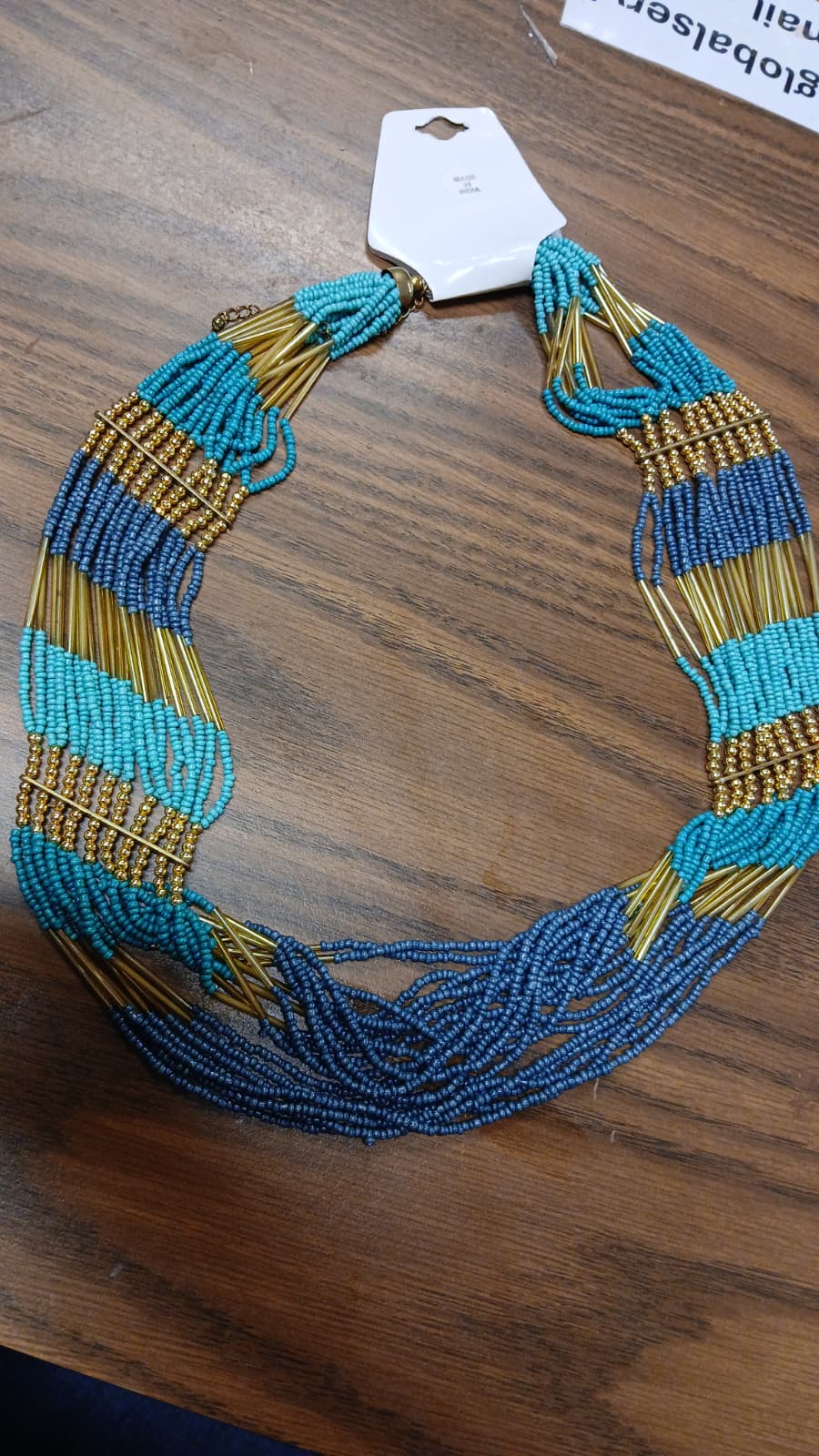 CADENA DE PEPITAS CELESTE Y DORADO
